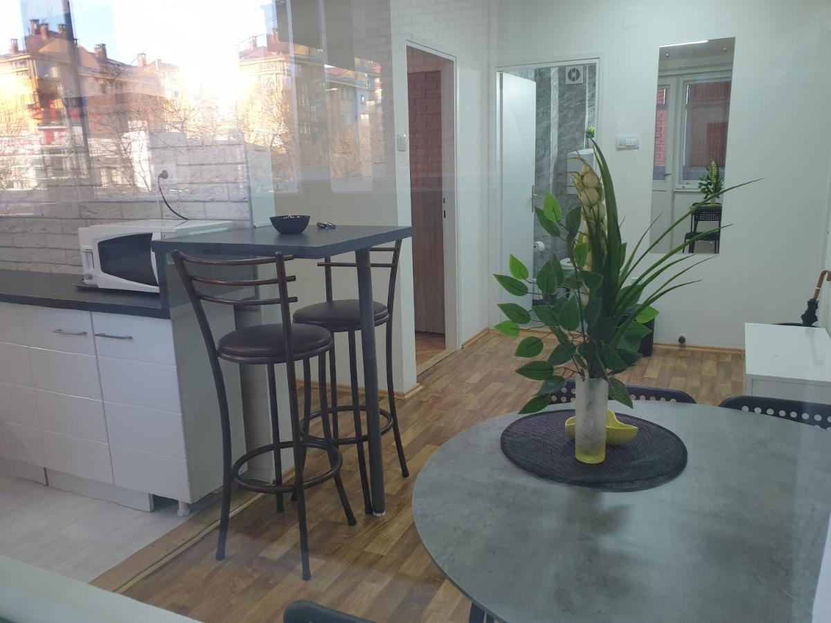 Despot Apartmani Ni Buitenkant foto